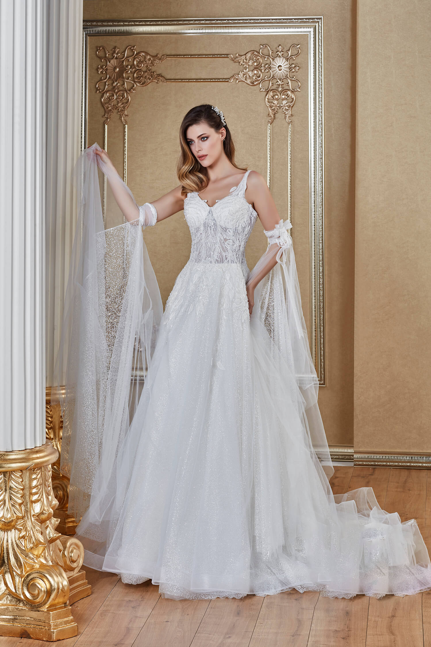 Thick Strap Corset Effect Detached Sleeve Lace Helen Wedding Dress