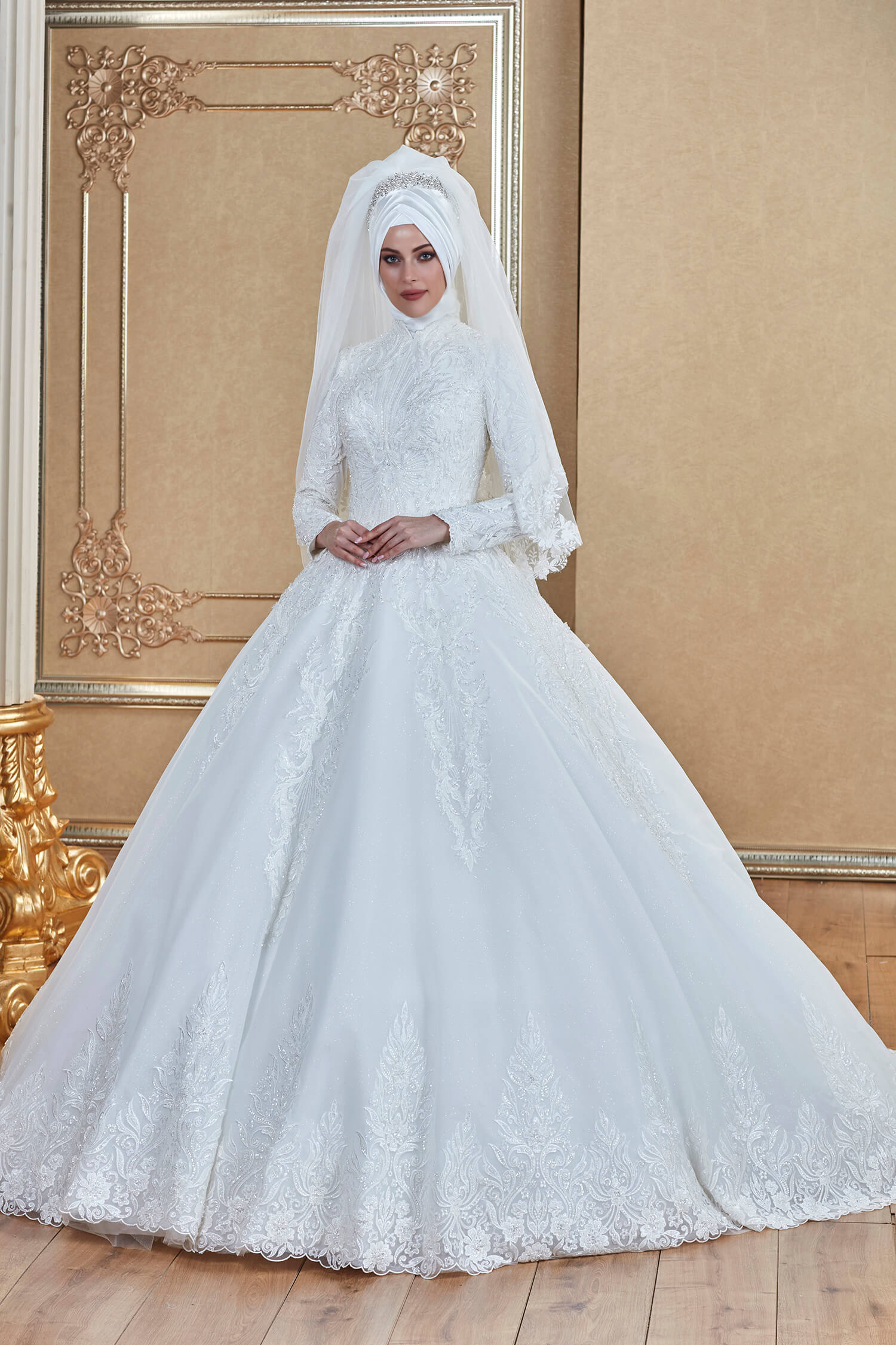 Pleated Princess Hijab Wedding Dress with Pendulum Detail on Lace